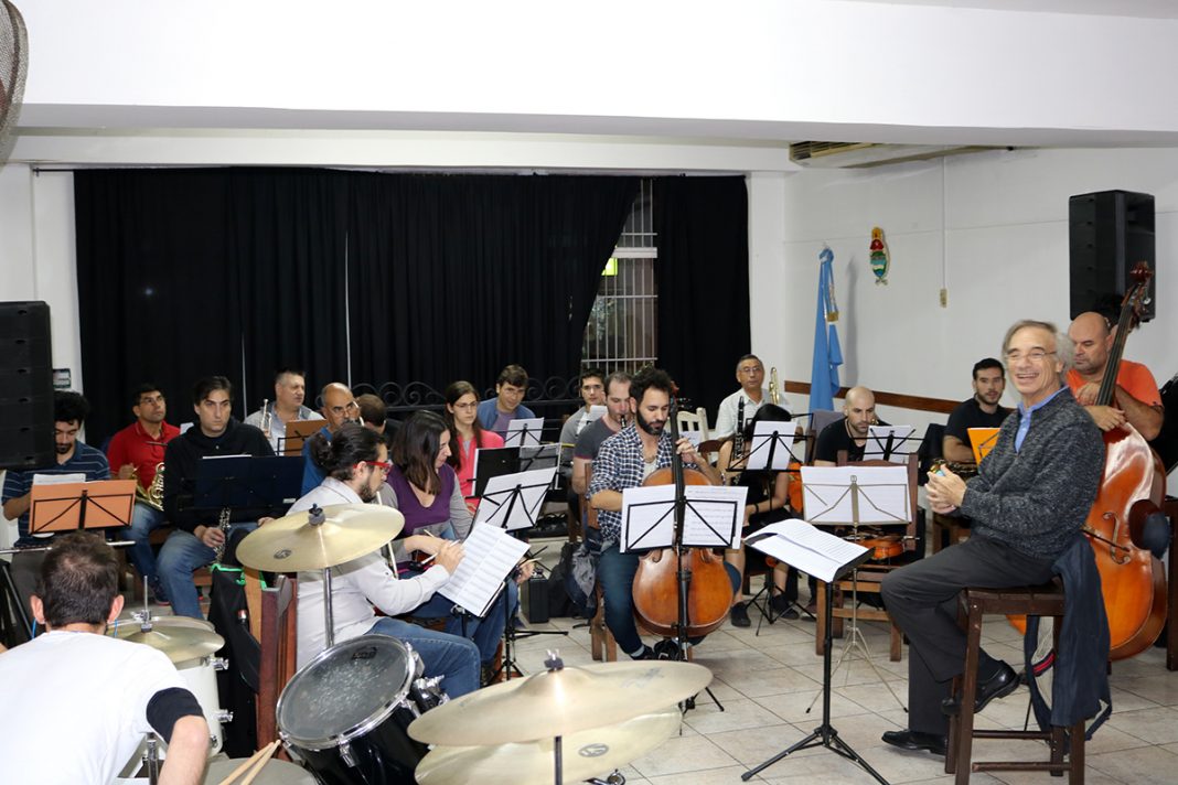 El Ensamble de Vientos de la Municipalidad de Rosario ofrecerá un concierto en la sala del Cine Victoria el viernes 1 de septiembre.